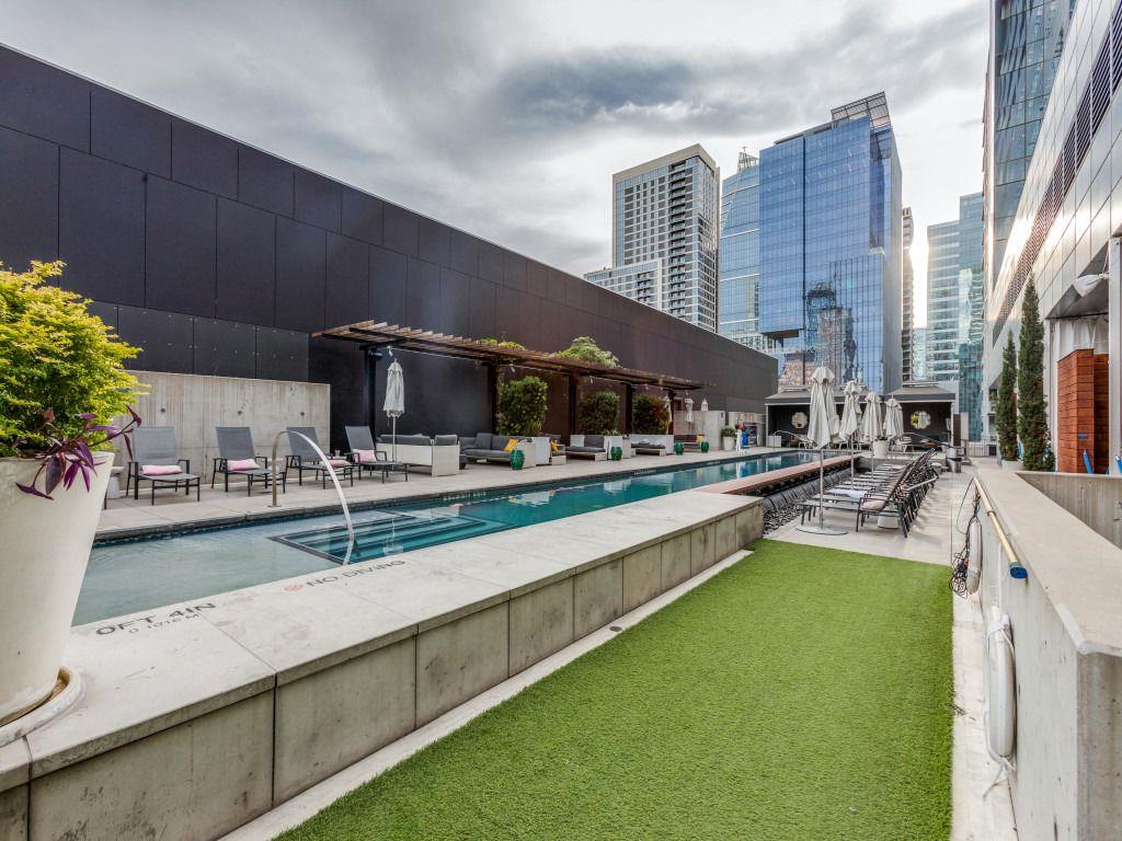 210 Lavaca St # 1801, Austin, TX 78701