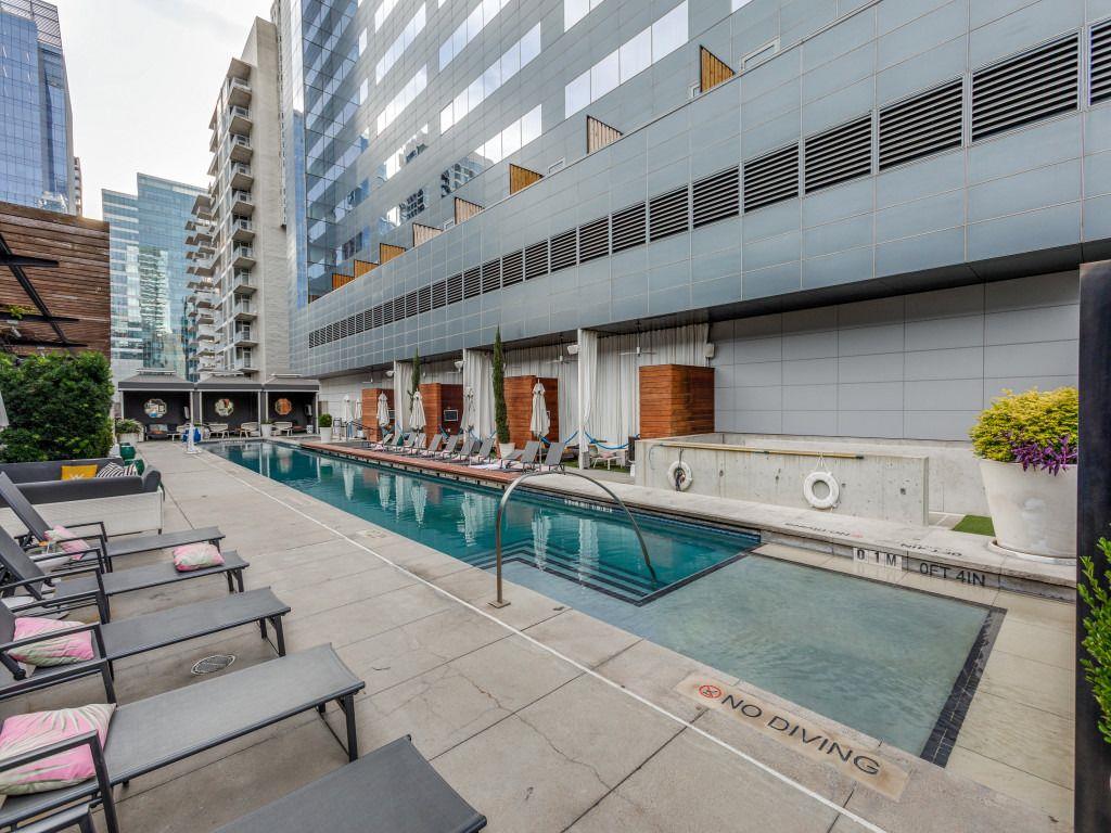 210 Lavaca St # 1801, Austin, TX 78701