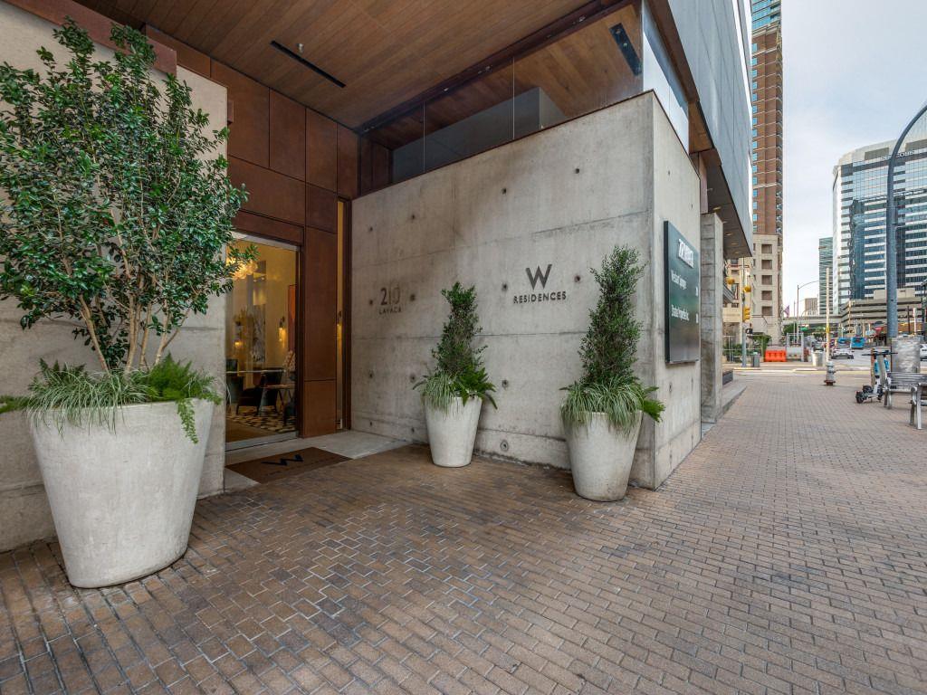 210 Lavaca St # 1801, Austin, TX 78701