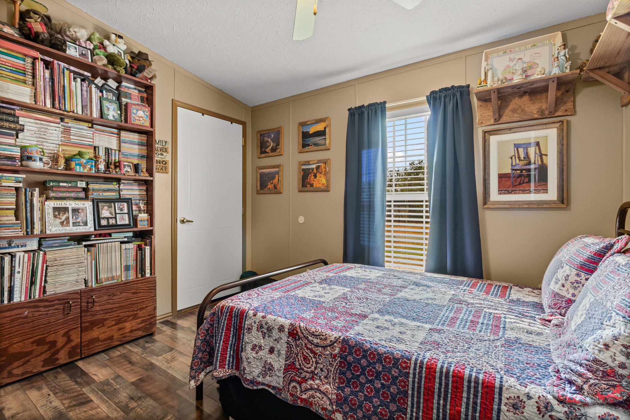 864 Rolling Oaks Dr, Luling, TX 78648