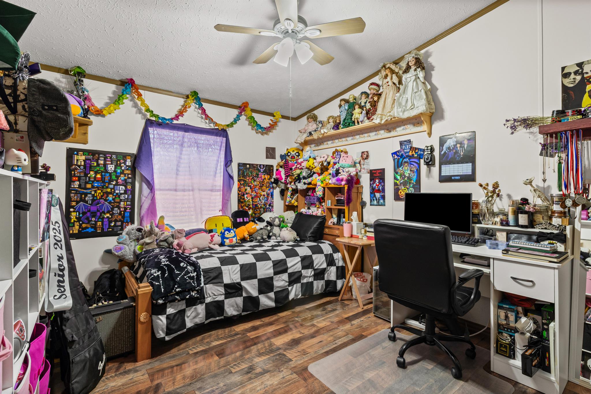 864 Rolling Oaks Dr, Luling, TX 78648