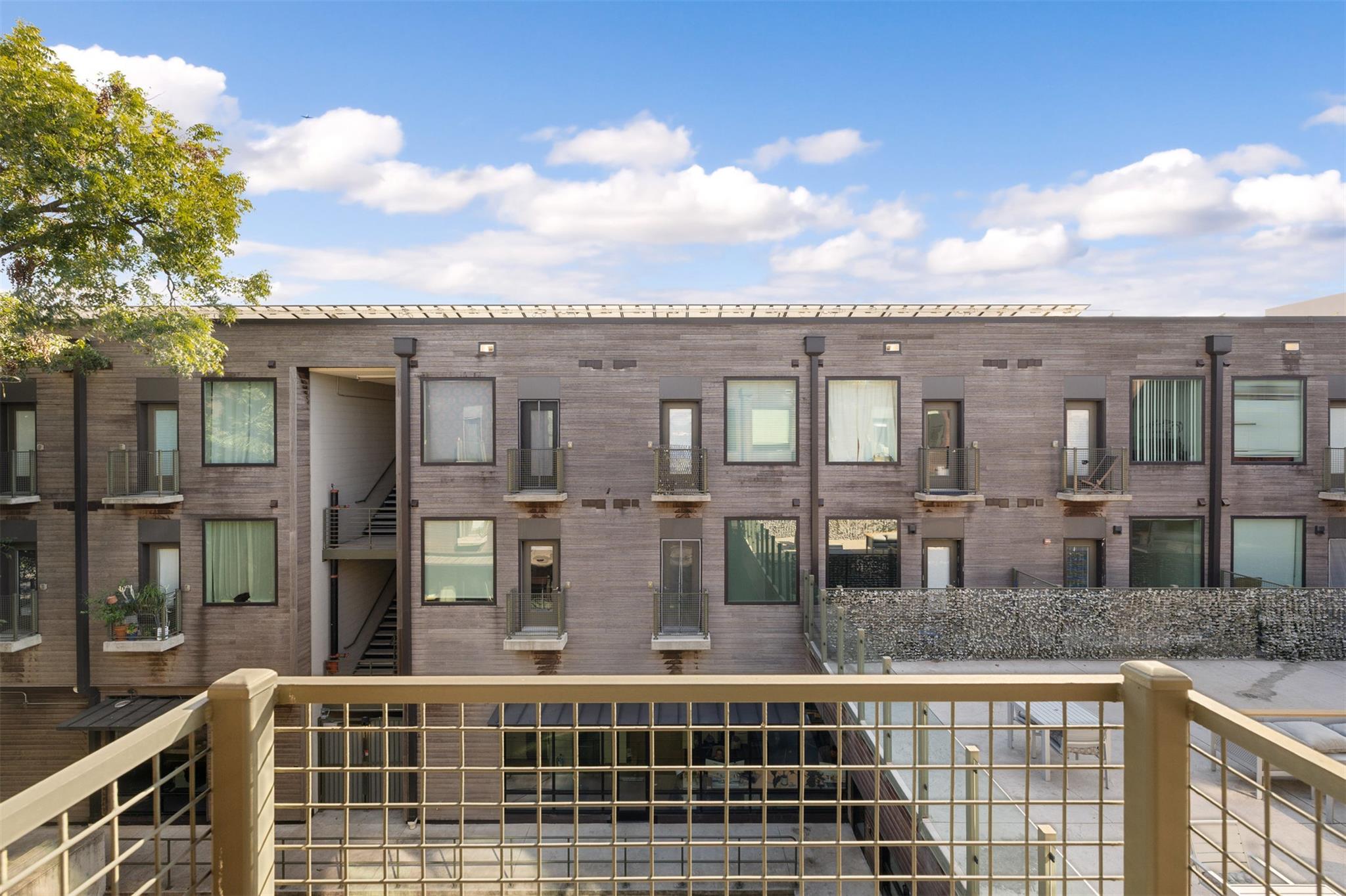 1800 E 4th St # 327, Austin, TX 78702