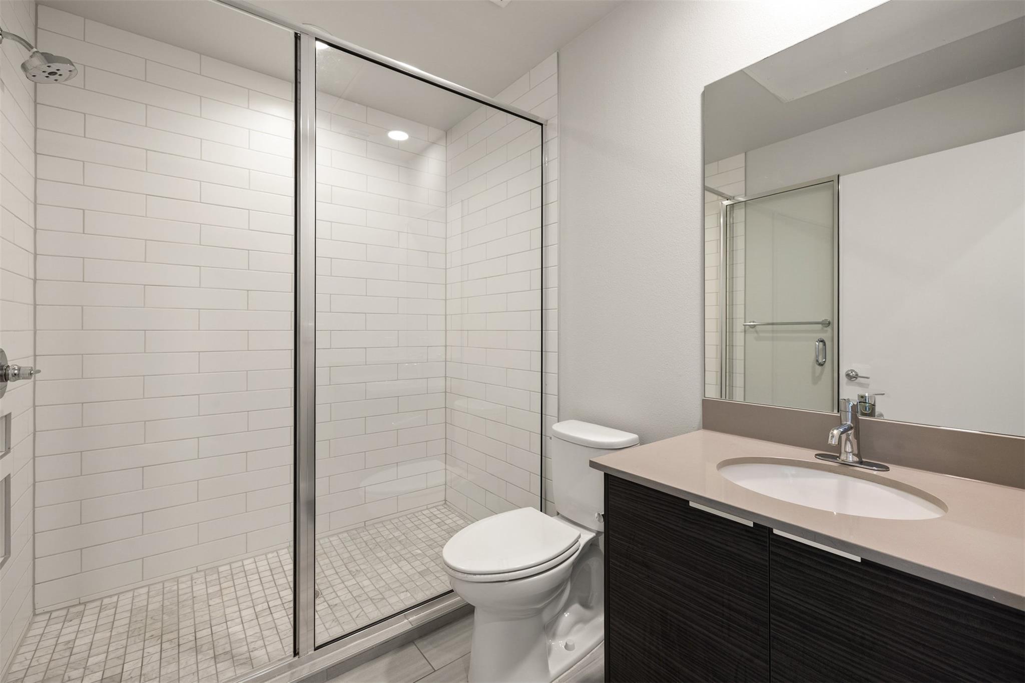 1800 E 4th St # 327, Austin, TX 78702