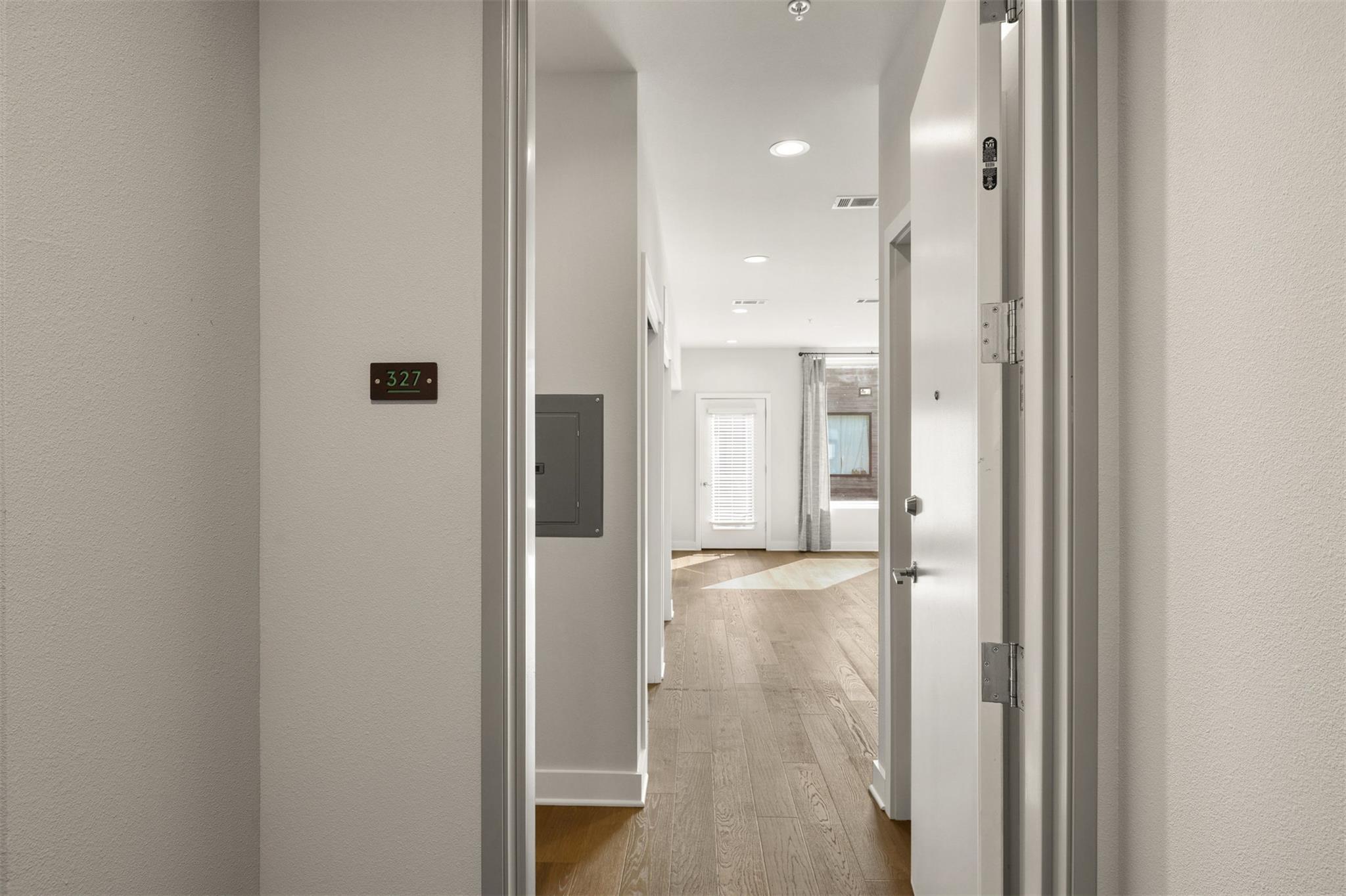 1800 E 4th St # 327, Austin, TX 78702