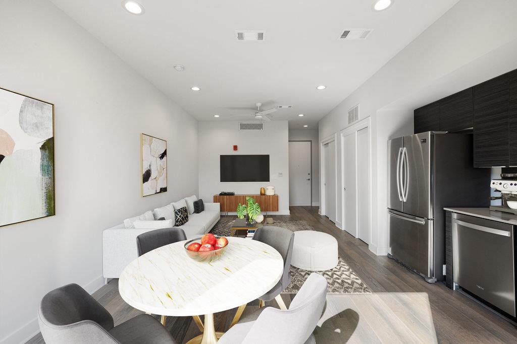 1800 E 4th St # 327, Austin, TX 78702