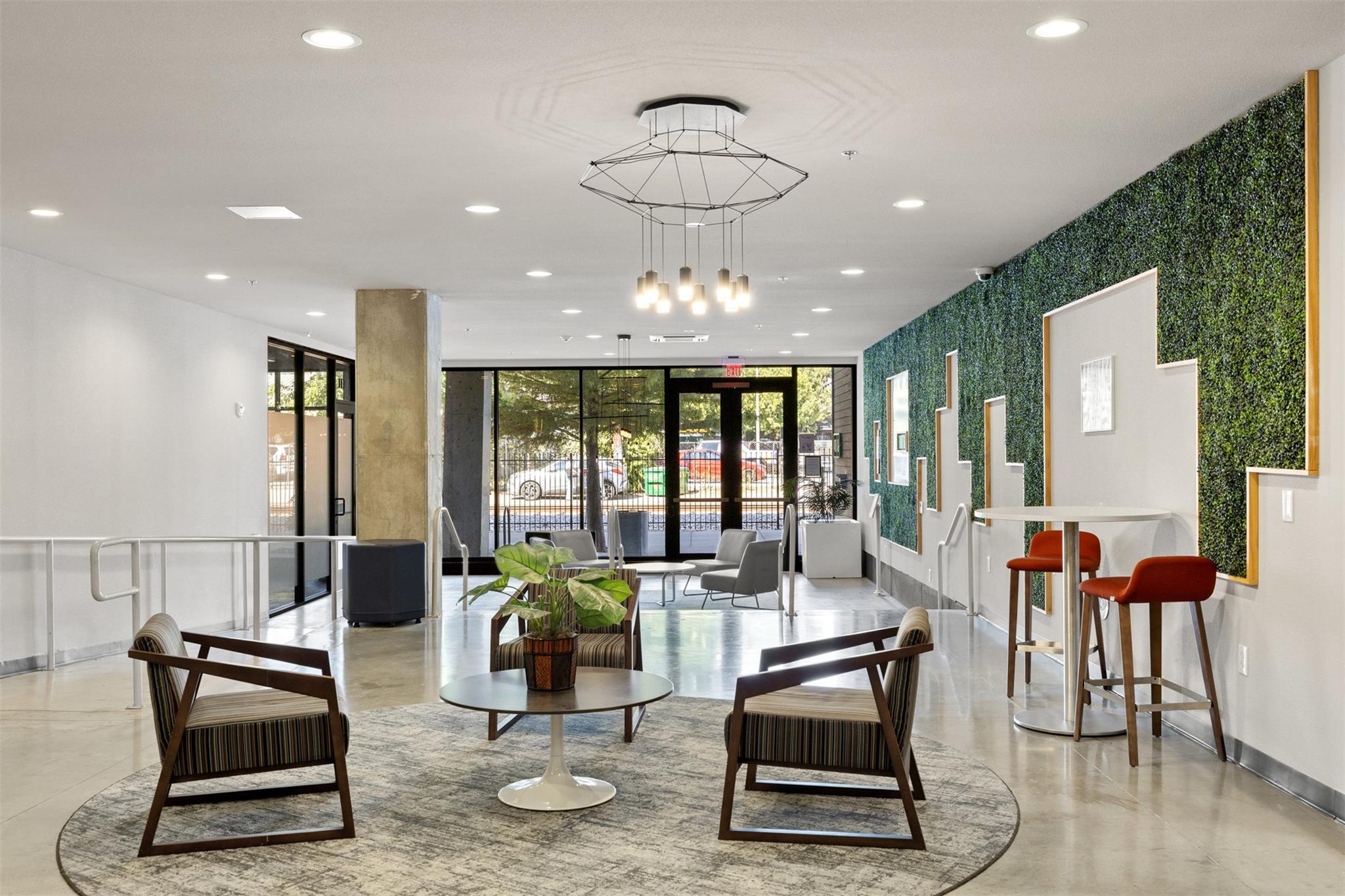 1800 E 4th St # 327, Austin, TX 78702