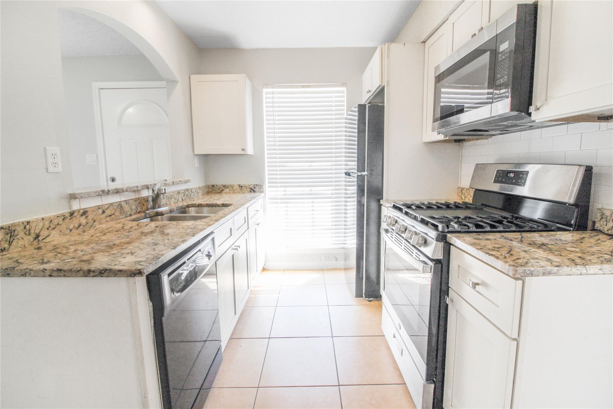 9906 Randall Dr # B, Austin, TX 78753