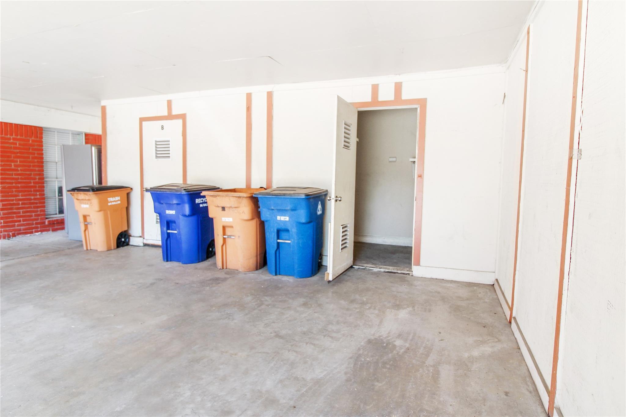 9906 Randall Dr # B, Austin, TX 78753