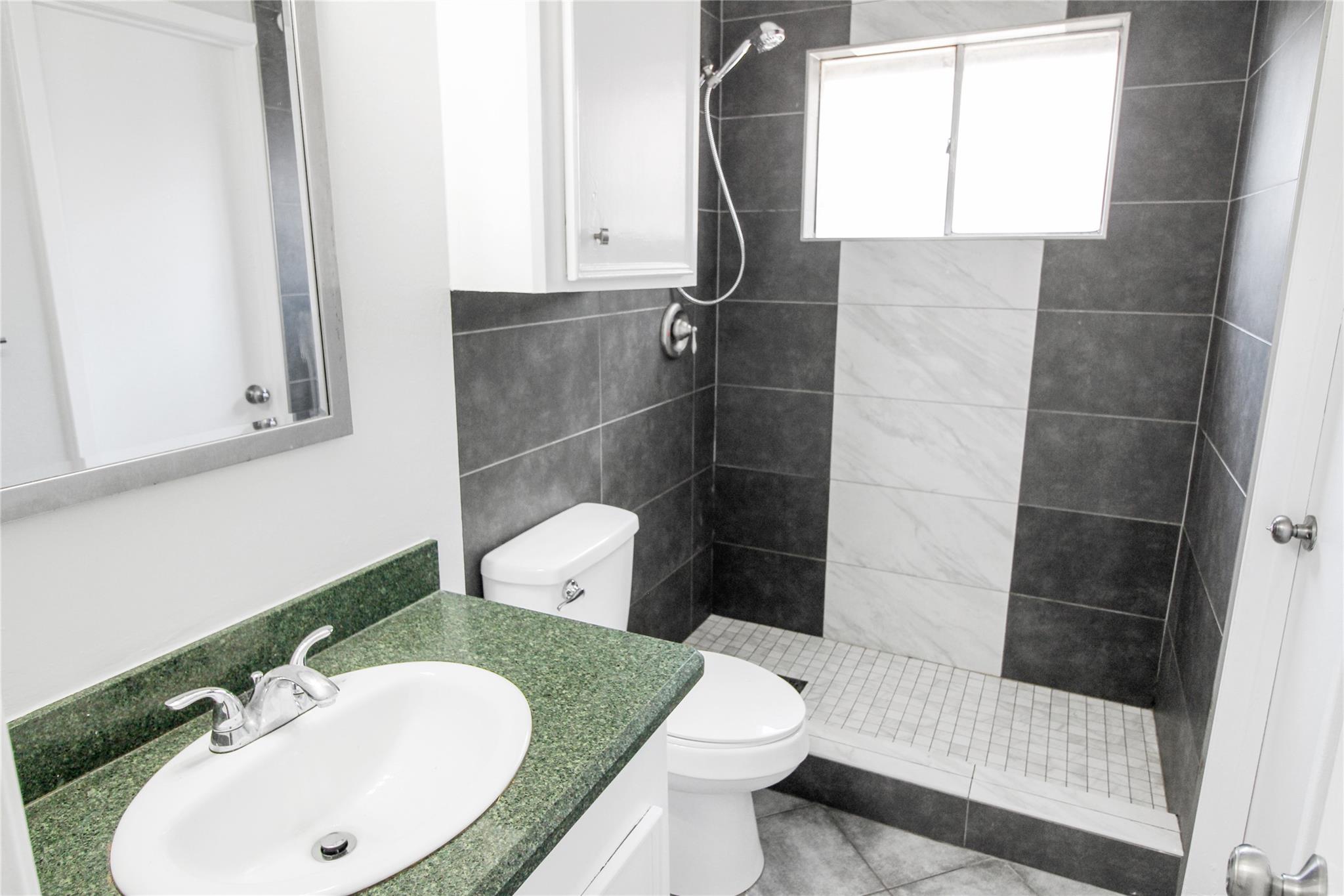 9906 Randall Dr # B, Austin, TX 78753