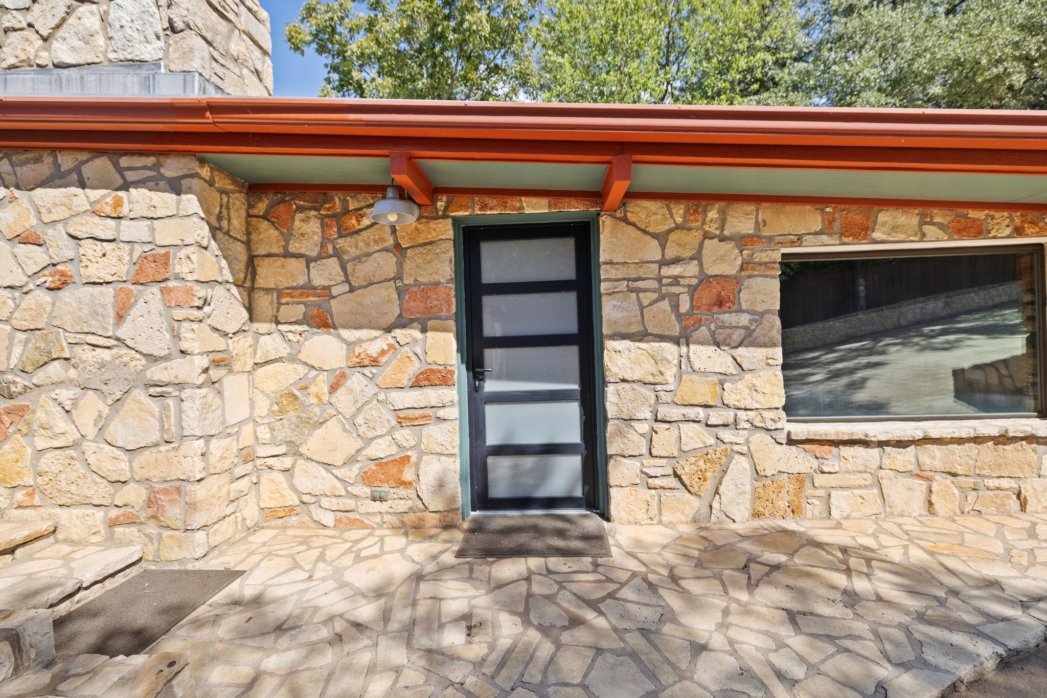 8118 Joy Rd, Volente, TX 78641