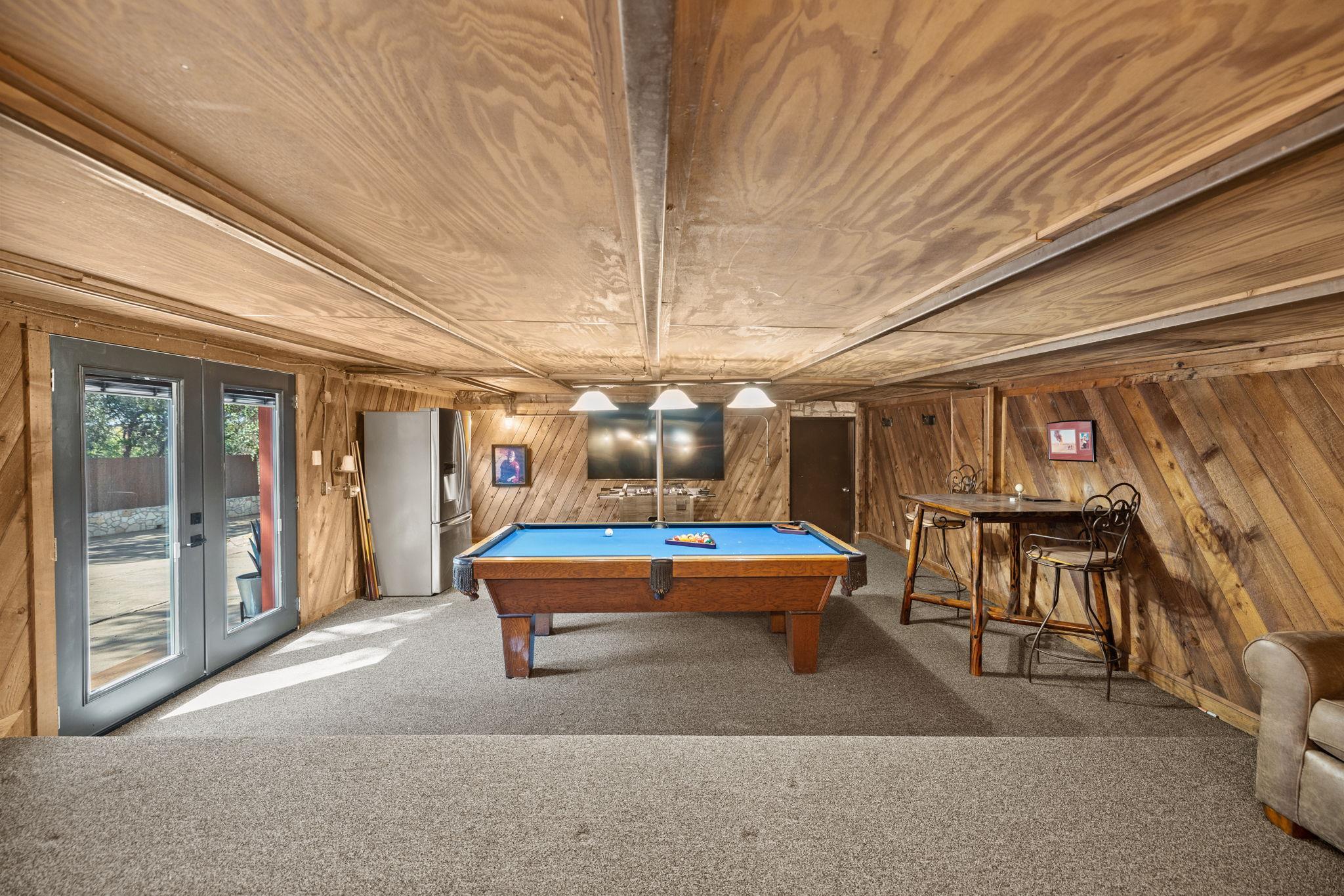 8118 Joy Rd, Volente, TX 78641