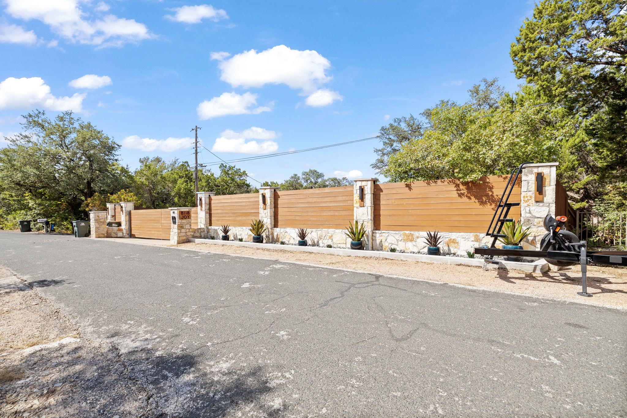 8118 Joy Rd, Volente, TX 78641