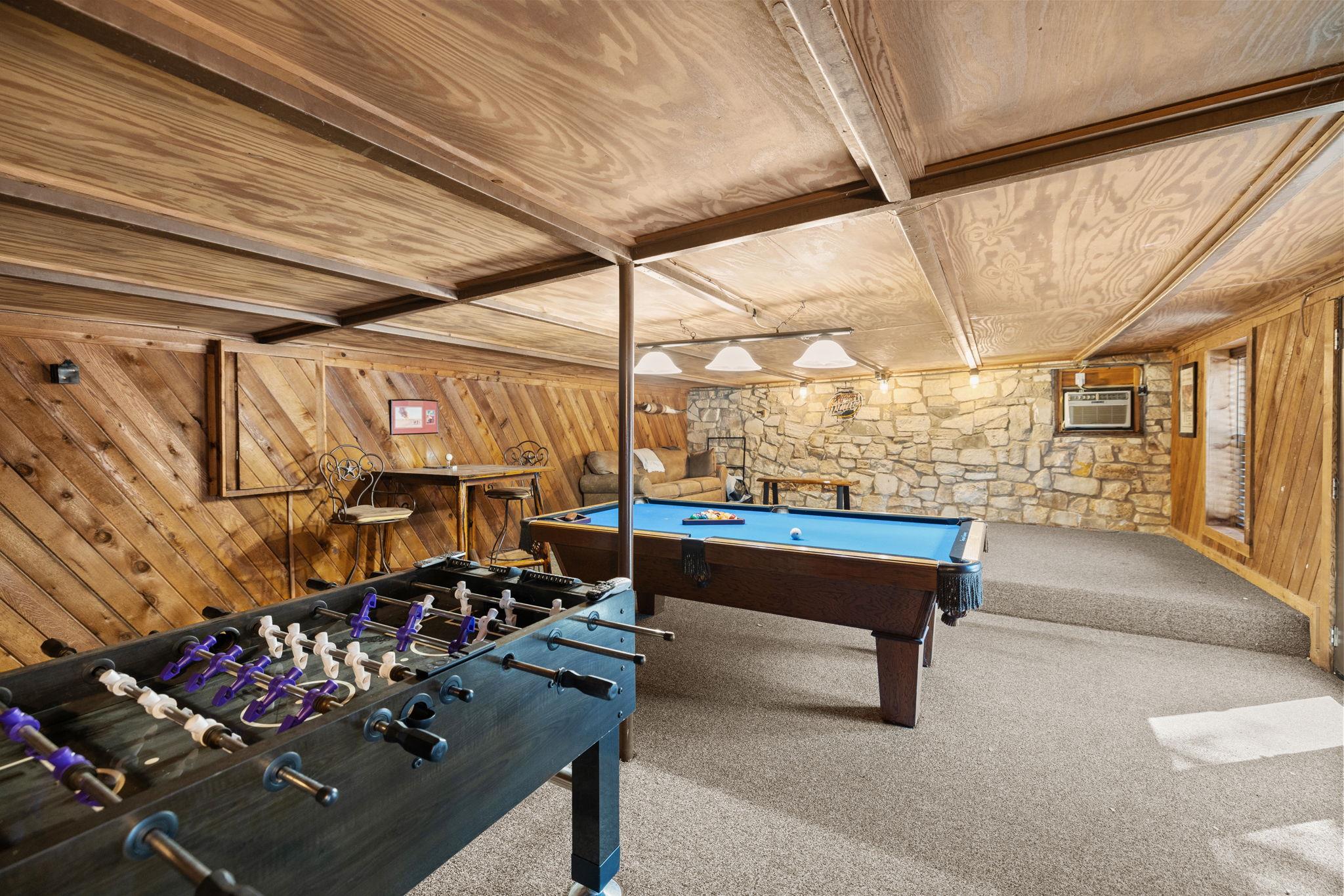 8118 Joy Rd, Volente, TX 78641