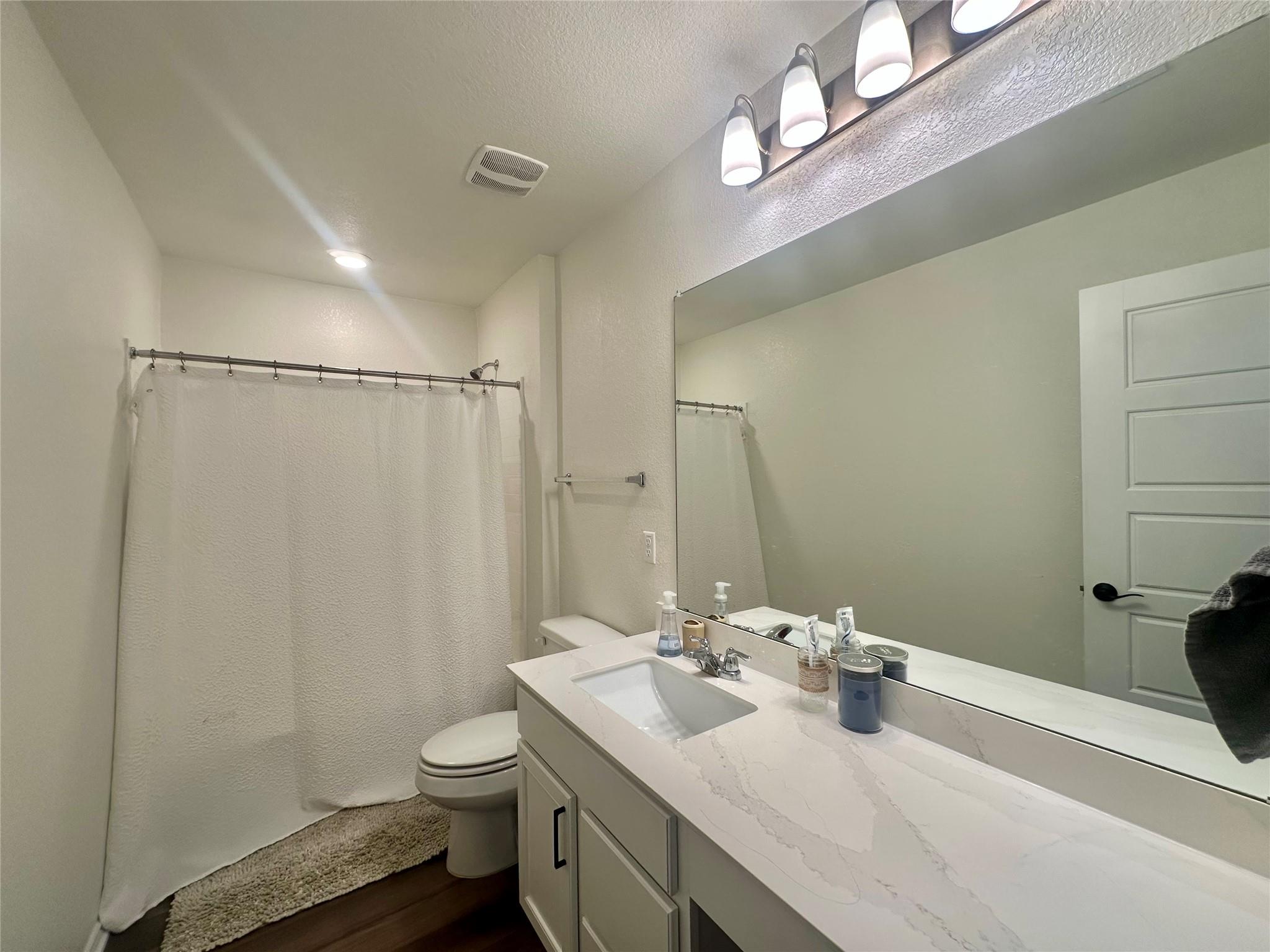 123 Adeline Dr, Kyle, TX 78640