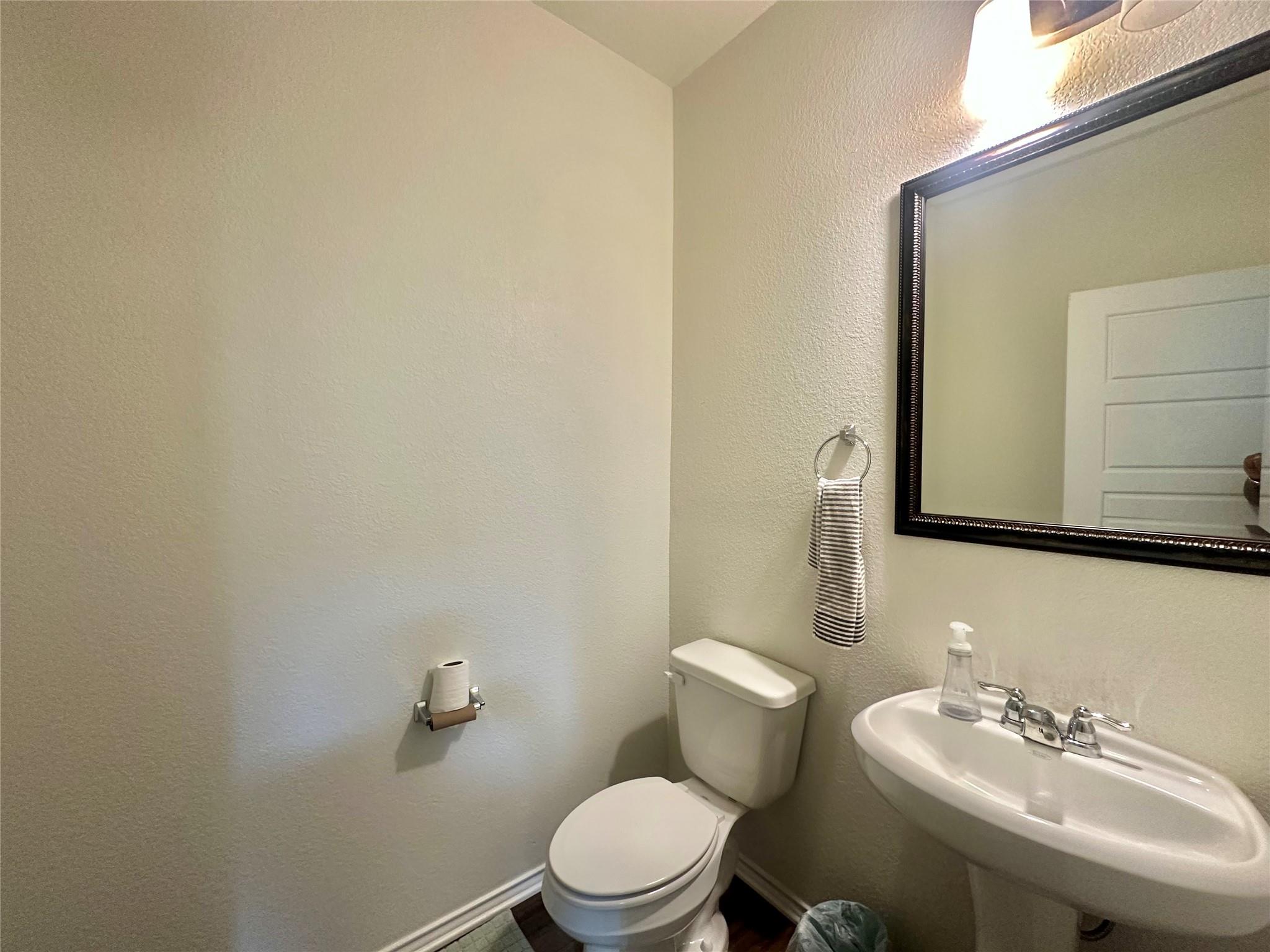 123 Adeline Dr, Kyle, TX 78640