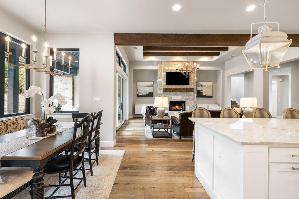 4746 R O Dr, Spicewood, TX 78669