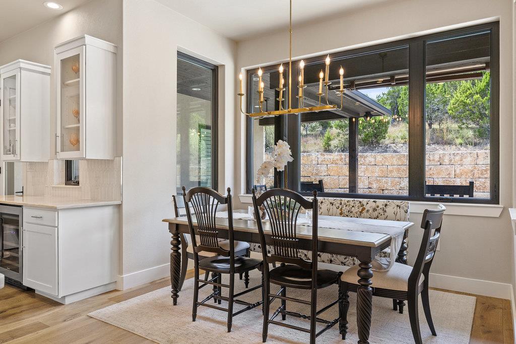 4746 R O Dr, Spicewood, TX 78669