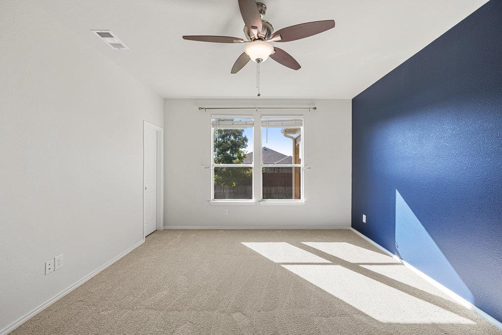 509 Talon Grasp Trl, Leander, TX 78641