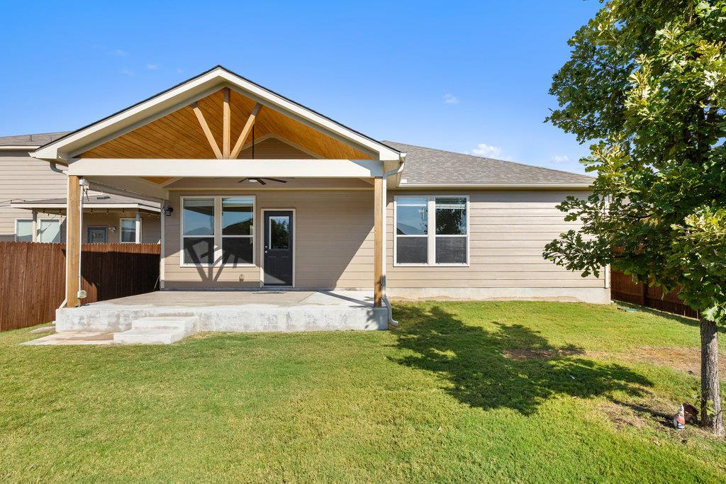 509 Talon Grasp Trl, Leander, TX 78641