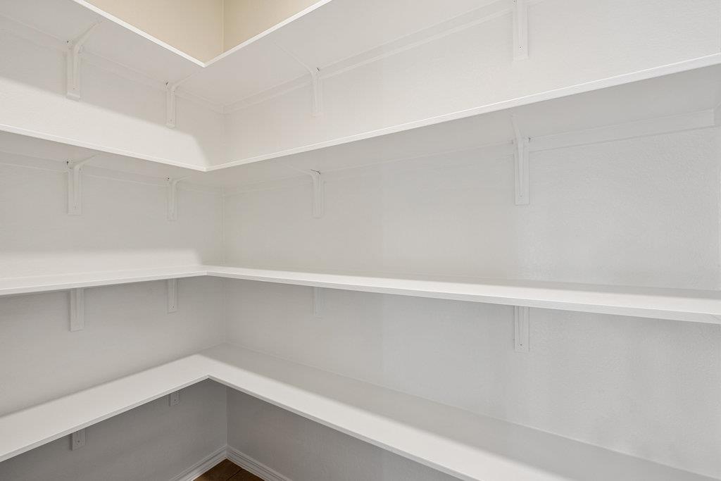 509 Talon Grasp Trl, Leander, TX 78641