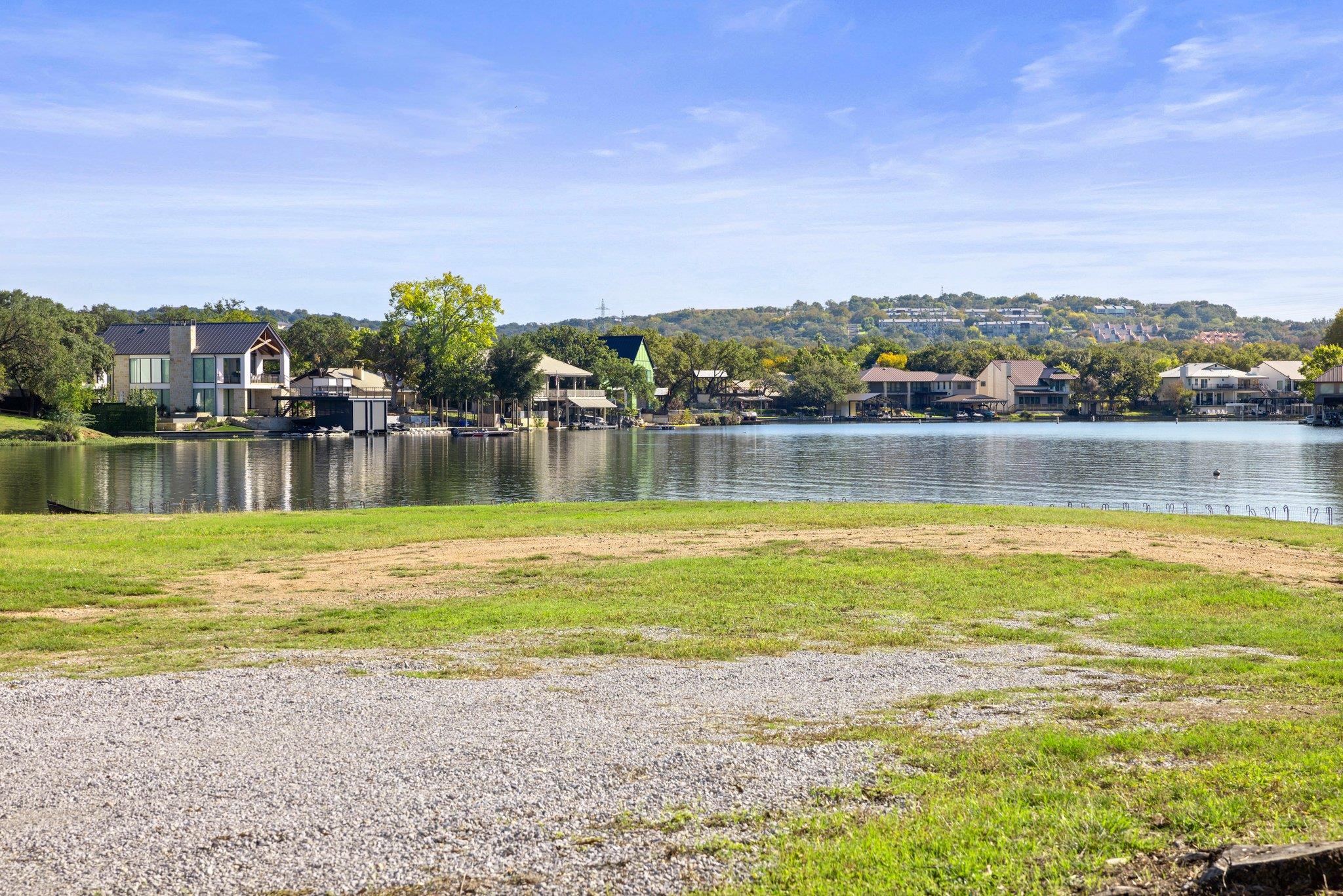 121 Boot Hill Dr, Horseshoe Bay, TX 78657