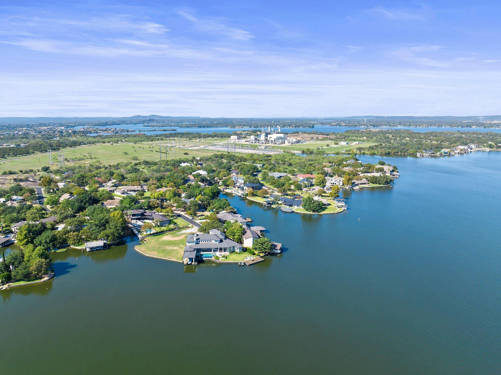 121 Boot Hill Dr, Horseshoe Bay, TX 78657