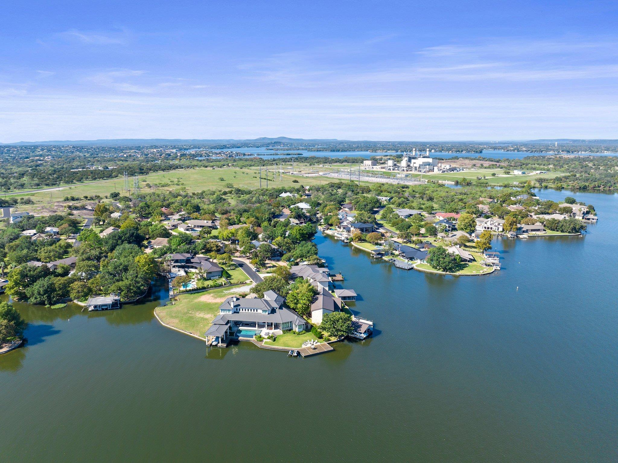 121 Boot Hill Dr, Horseshoe Bay, TX 78657