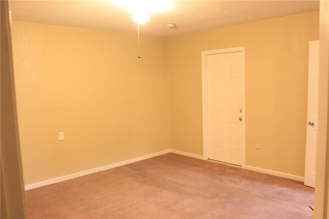 6 Fairview Dr, Round Rock, TX 78665