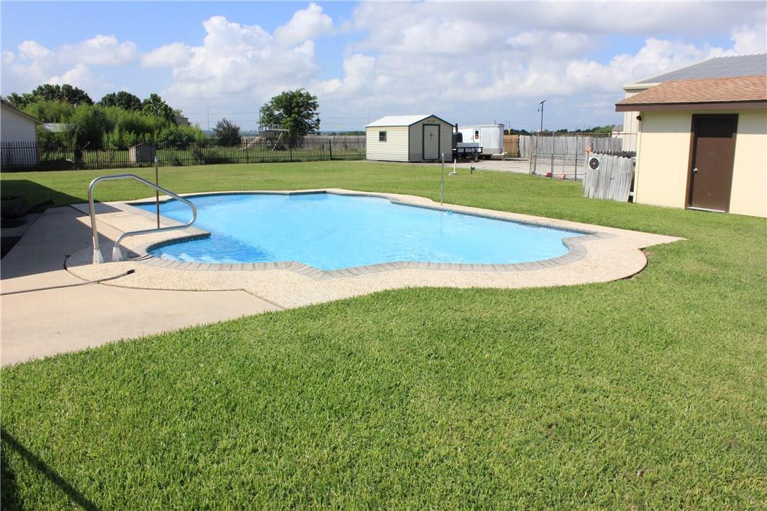 6 Fairview Dr, Round Rock, TX 78665