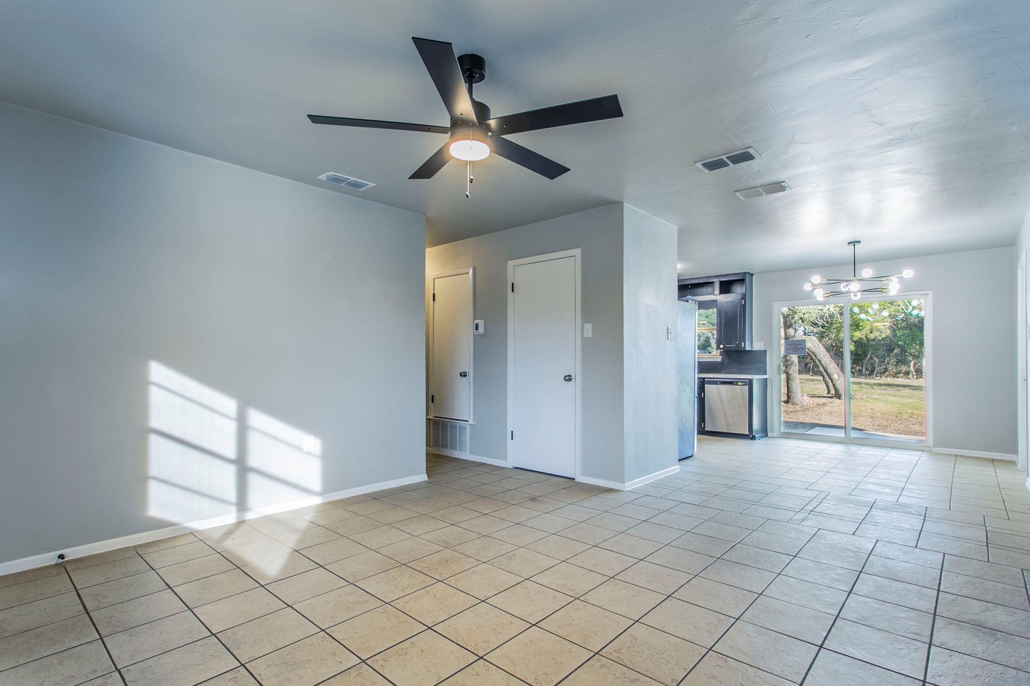 4049 Morgans Point Rd, Belton, TX 76513