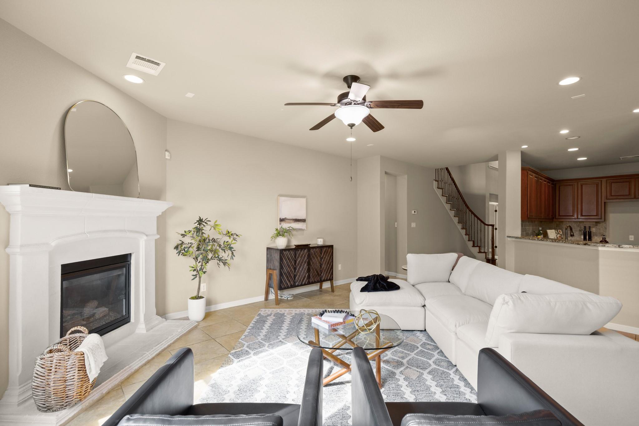 5025 Patagonia Pass, Austin, TX 78738