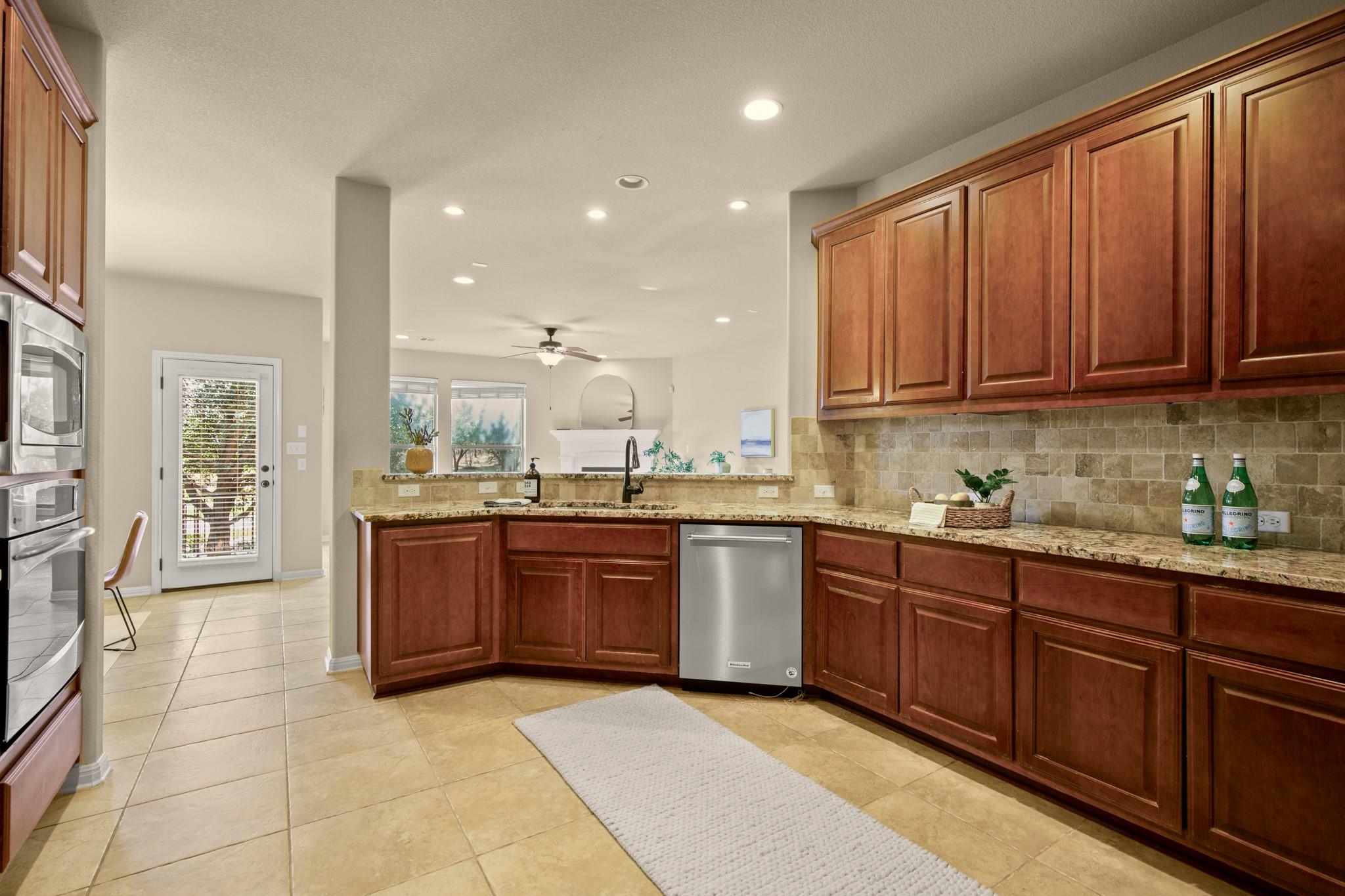 5025 Patagonia Pass, Austin, TX 78738