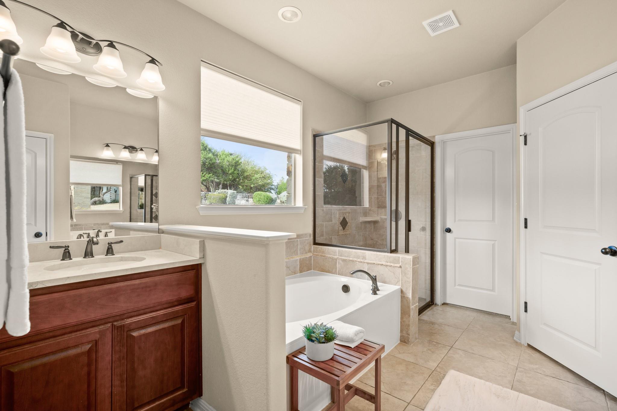 5025 Patagonia Pass, Austin, TX 78738