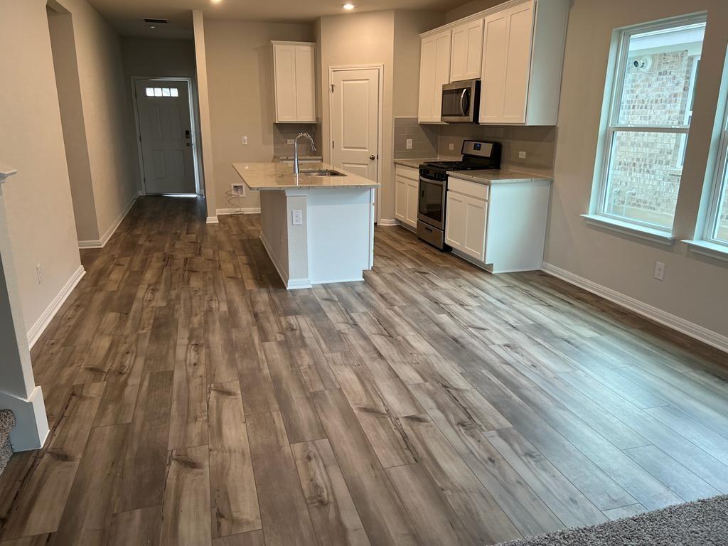 403 Osier Pass Way, Hutto, TX 78634