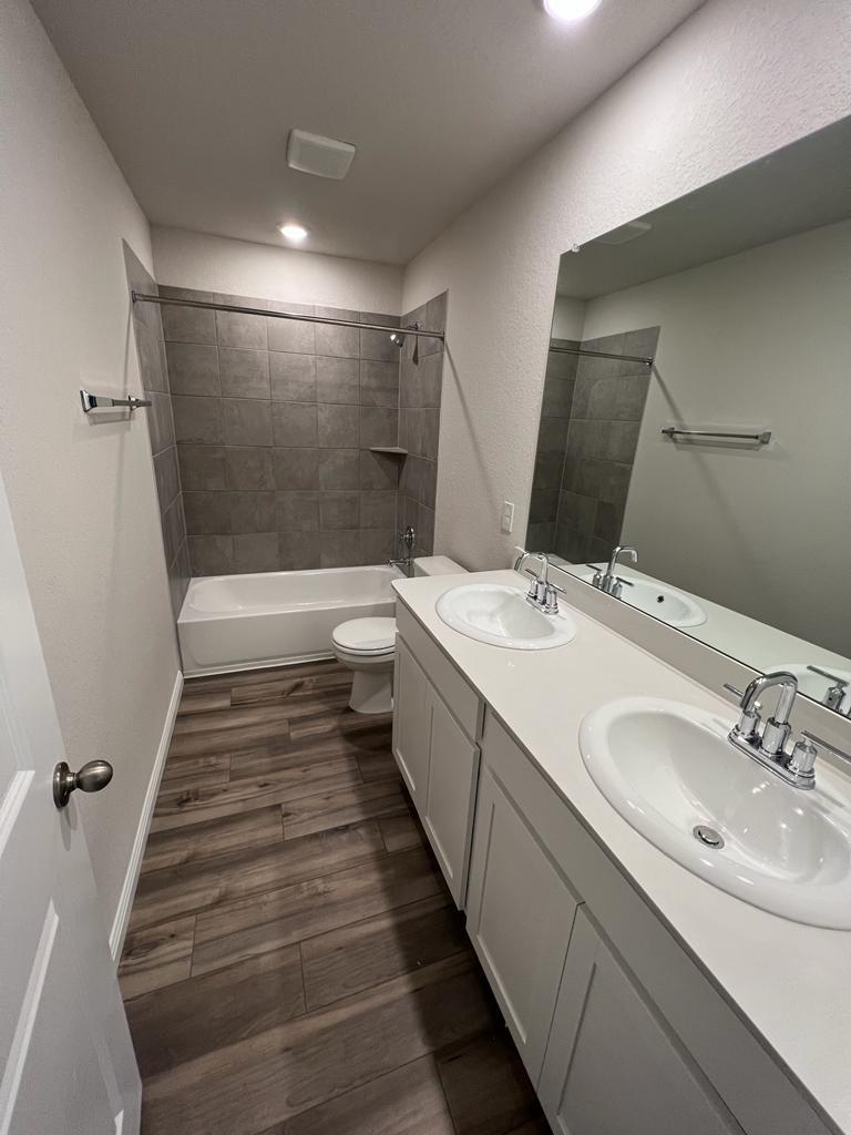 403 Osier Pass Way, Hutto, TX 78634