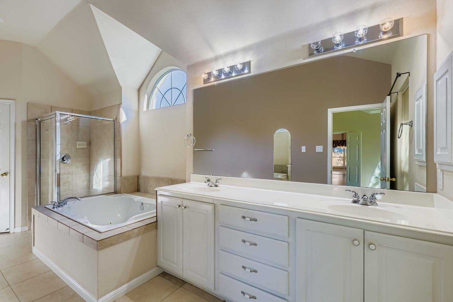 14909 Solera Dr, Austin, TX 78717