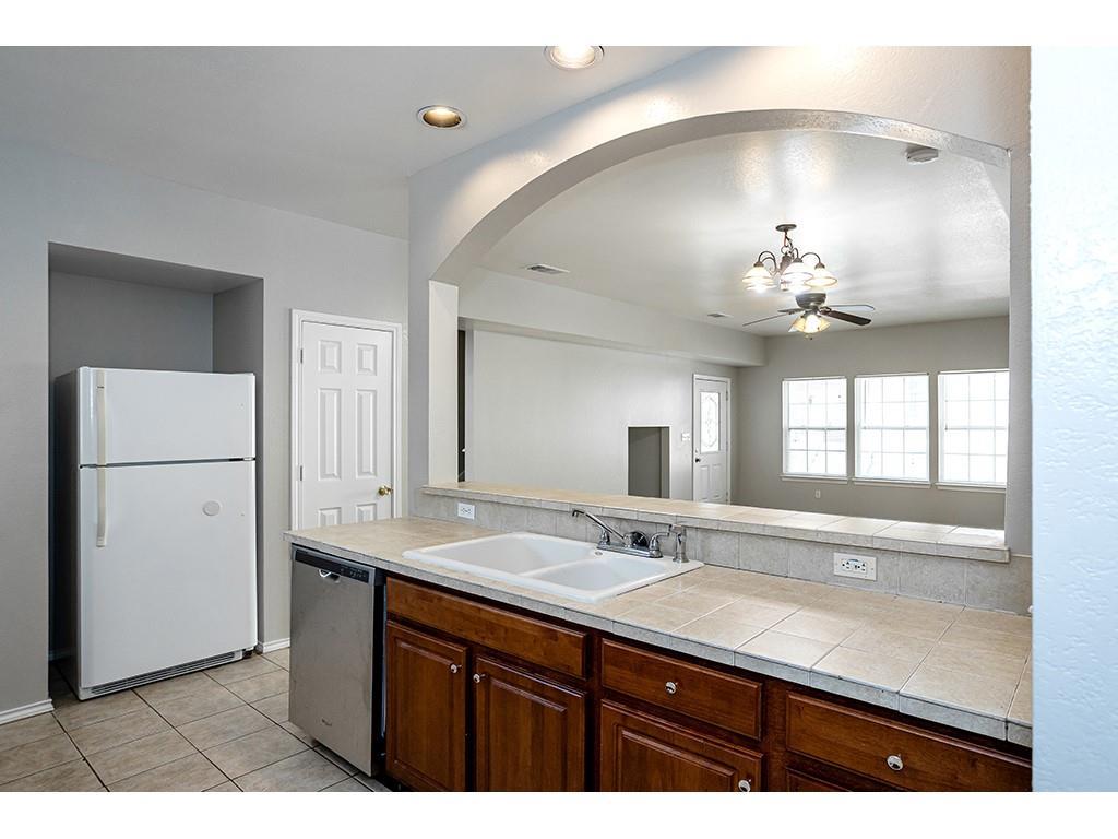 2115 E 18th St # B, Austin, TX 78702