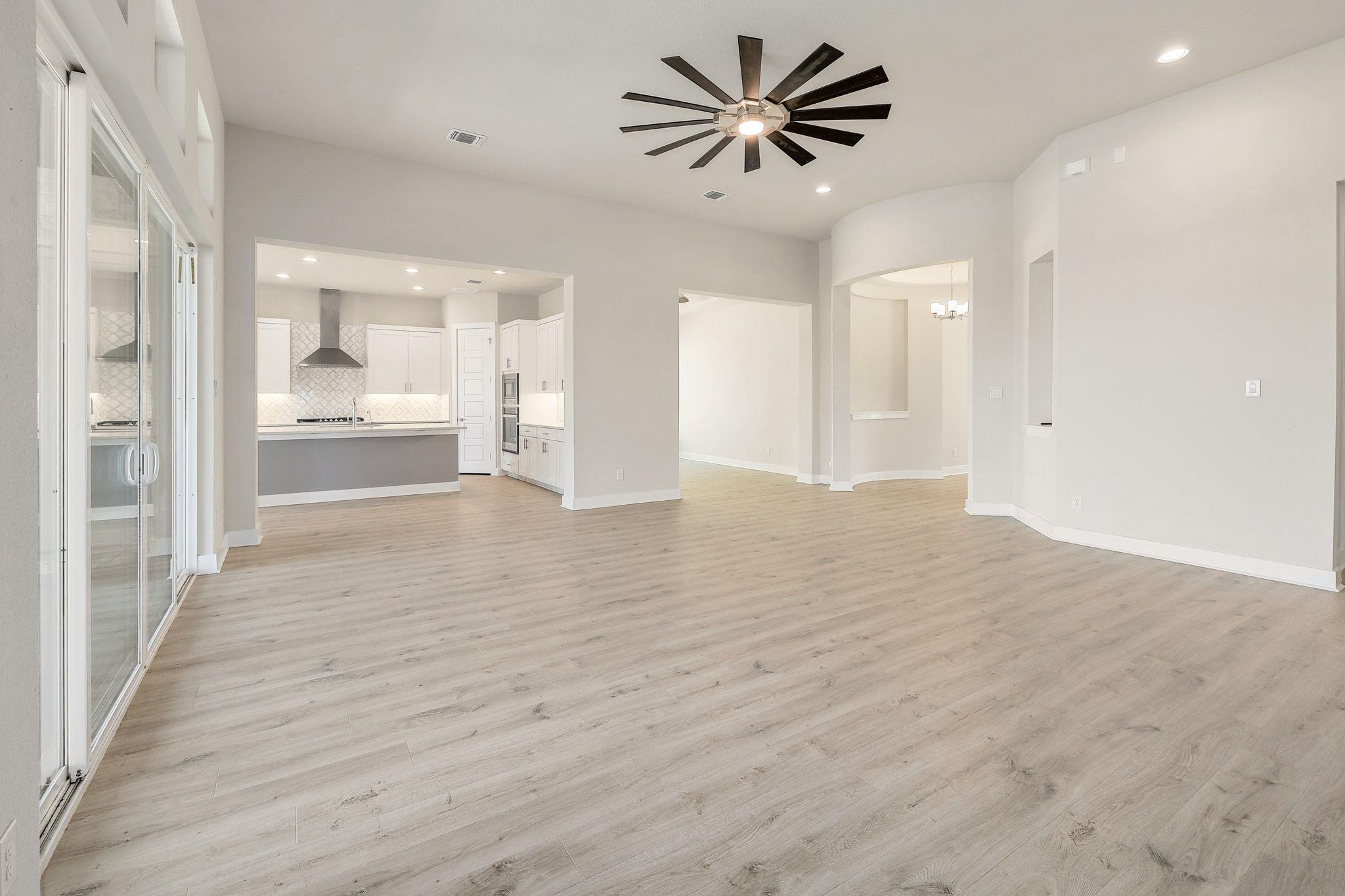 120 Sanco Dr, Liberty Hill, TX 78642