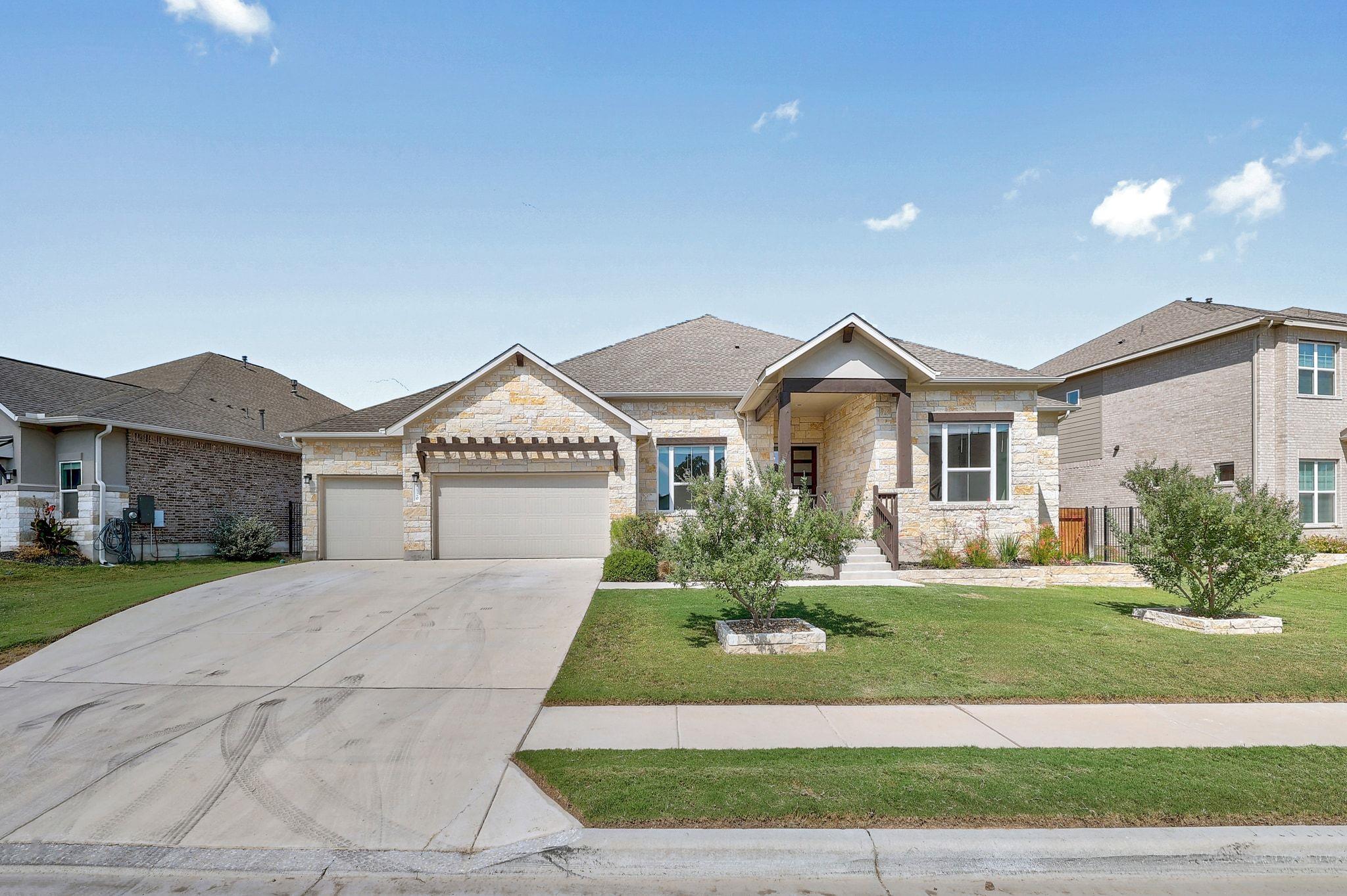 120 Sanco Dr, Liberty Hill, TX 78642