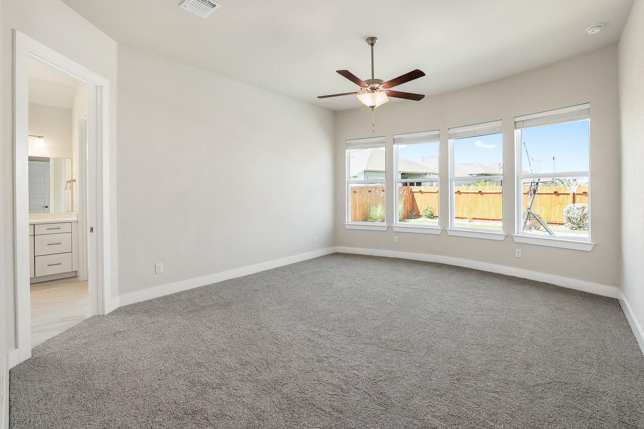 120 Sanco Dr, Liberty Hill, TX 78642