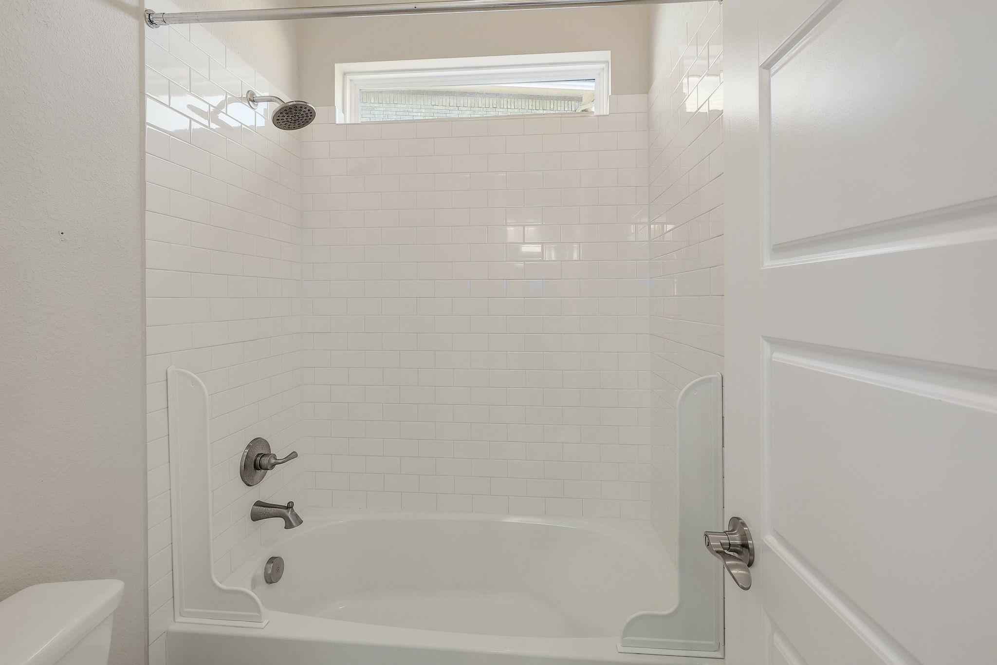 120 Sanco Dr, Liberty Hill, TX 78642