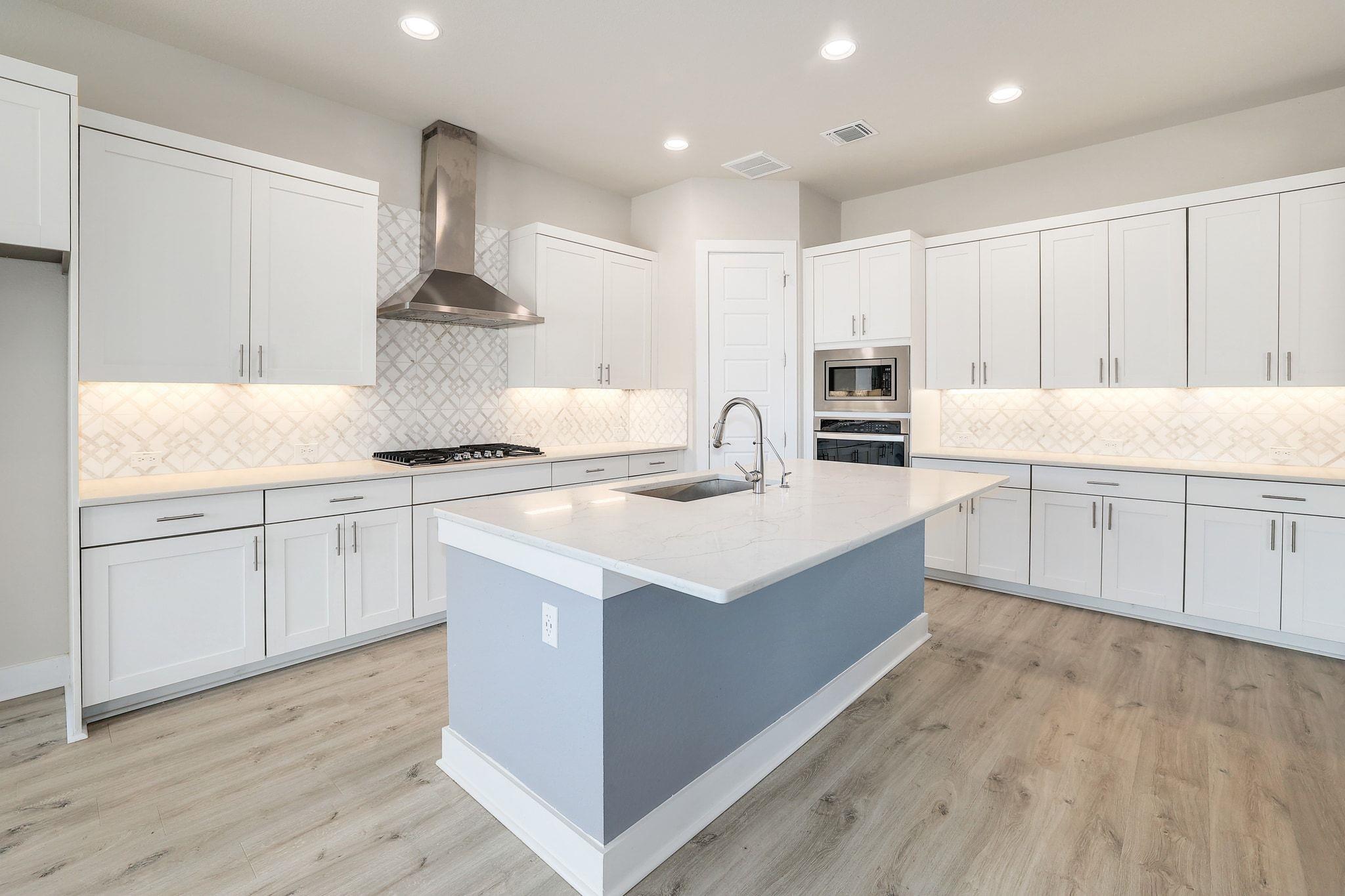 120 Sanco Dr, Liberty Hill, TX 78642