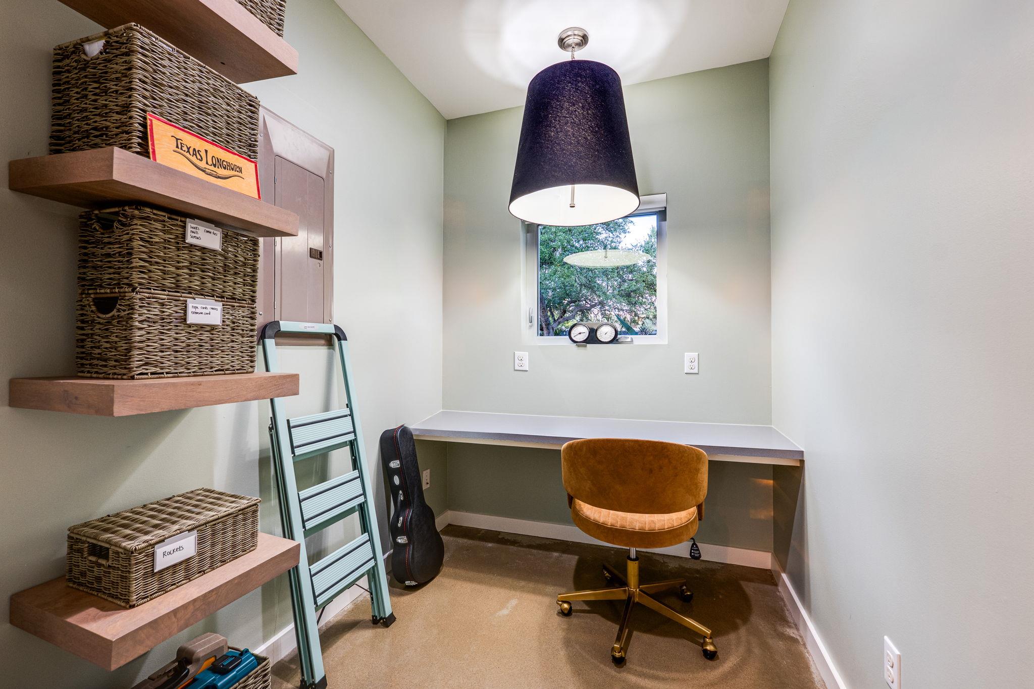 23601 Old Ferry Rd # 20, Spicewood, TX 78669