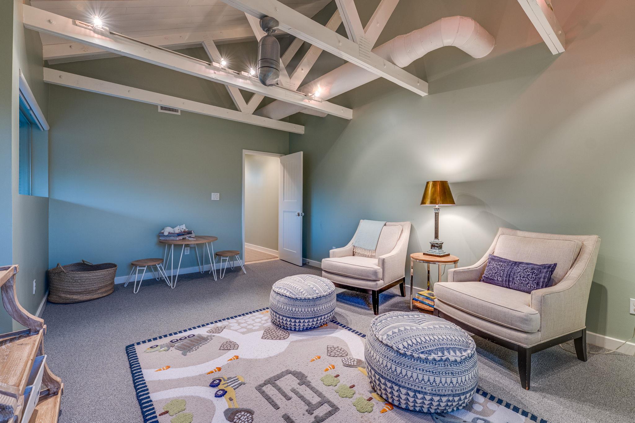 23601 Old Ferry Rd # 20, Spicewood, TX 78669