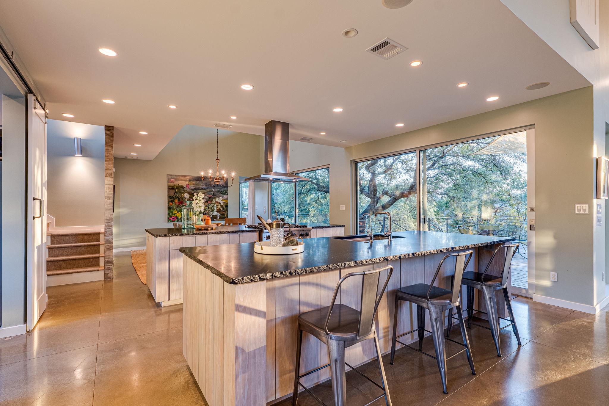 23601 Old Ferry Rd # 20, Spicewood, TX 78669