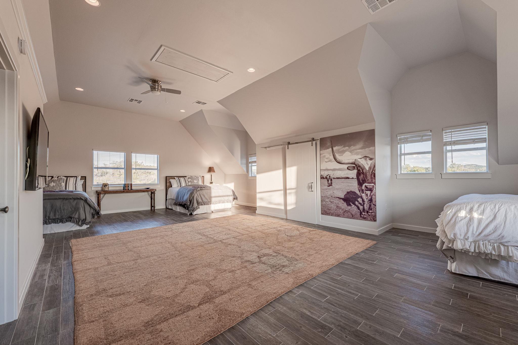 23601 Old Ferry Rd # 20, Spicewood, TX 78669