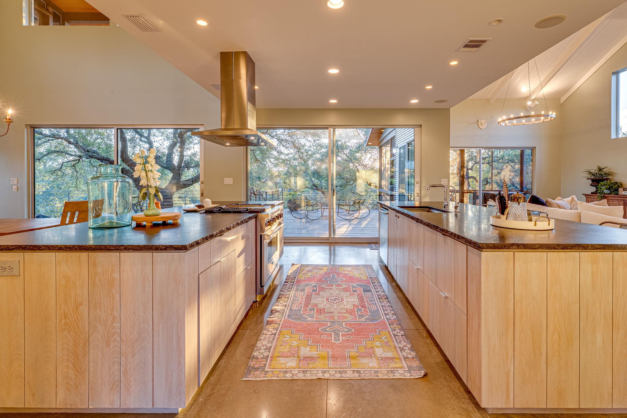 23601 Old Ferry Rd # 20, Spicewood, TX 78669