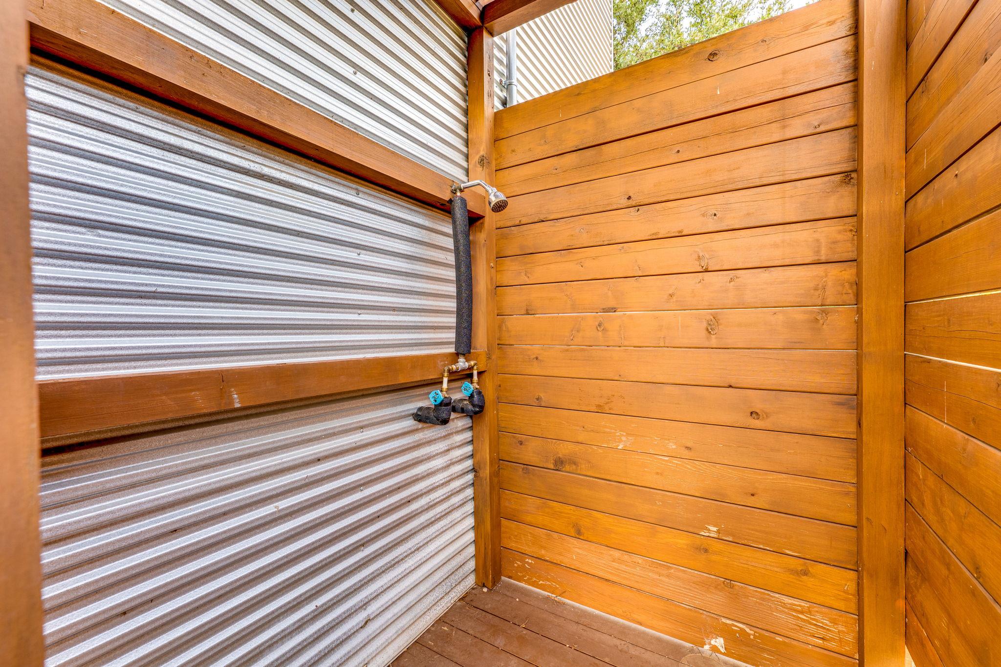 23601 Old Ferry Rd # 20, Spicewood, TX 78669