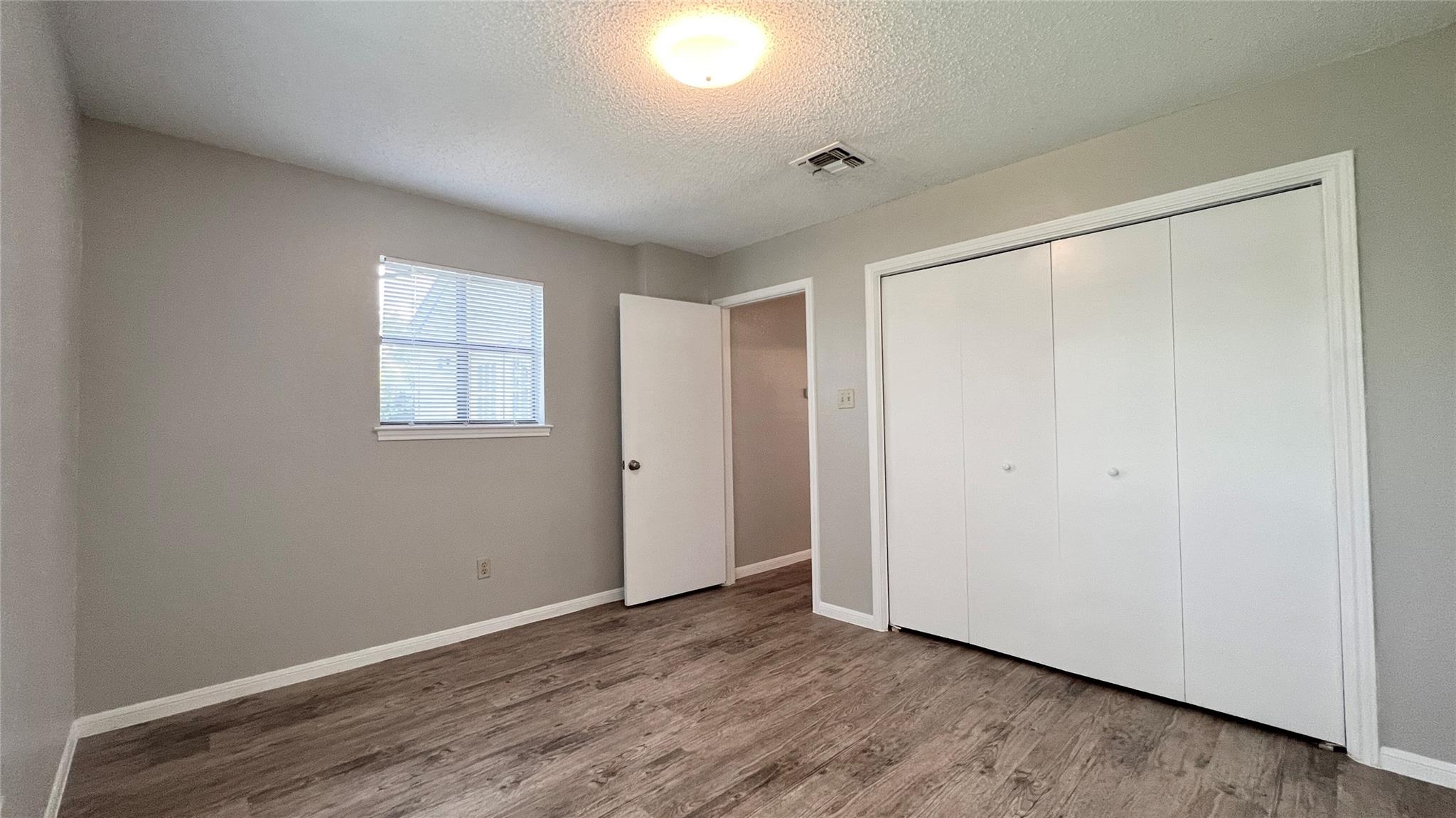 9201 Simmons Rd # 112, Austin, TX 78759