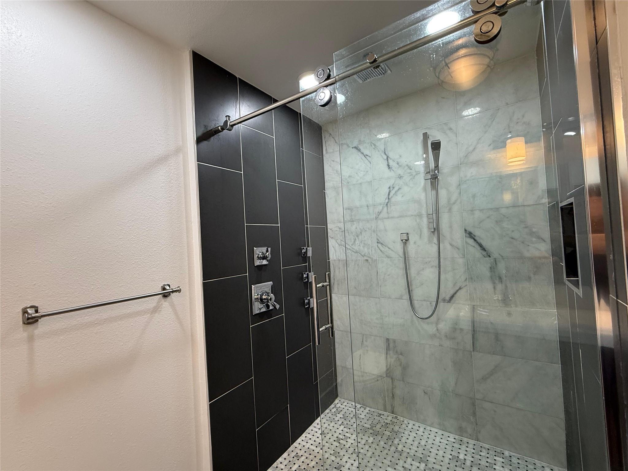 5814 Gloucester Ln, Austin, TX 78723